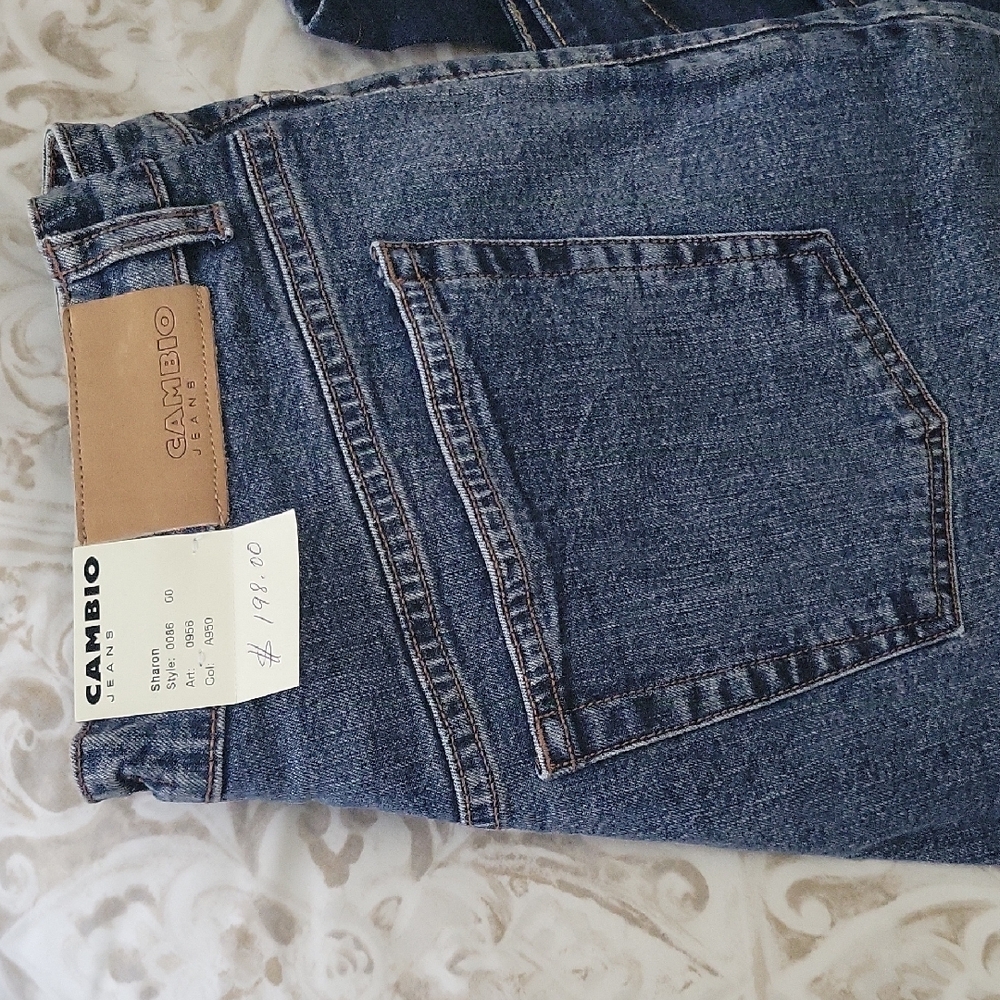 Cambio Women's Blue Straight Jeans